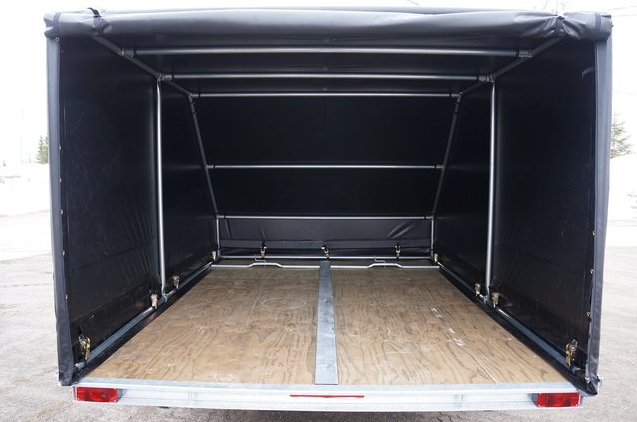 trailer encloser 1